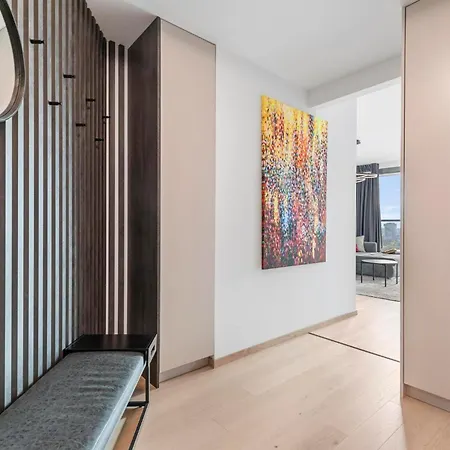 Luxury Eurovea Tower - Danube & Castle 아파트