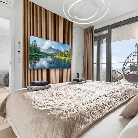 Luxury Eurovea Tower - Danube & Castle 아파트 브라티슬라바
