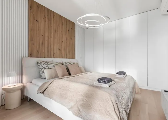 Luxury Eurovea Tower - Danube & Castle * Bratysława