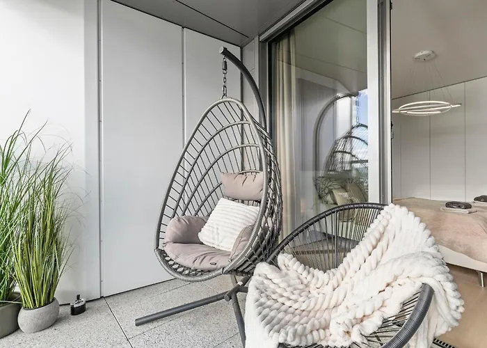 Luxury Eurovea Tower - Danube & Castle *